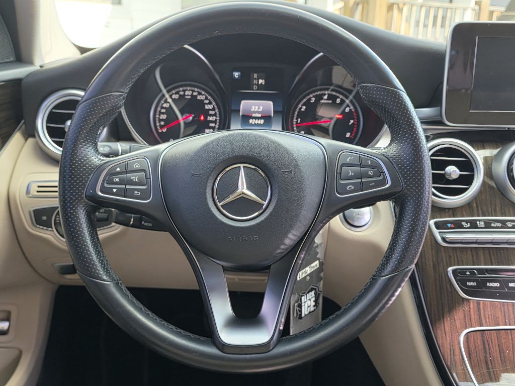 2016 Mercedes-Benz C-Class Image 7