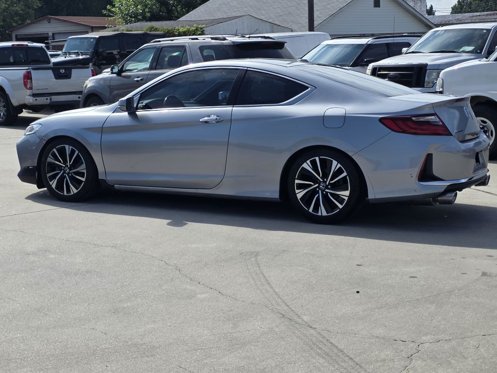 2016 Honda Accord Image 2
