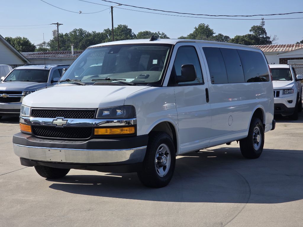 2019 Chevrolet Express Image 1