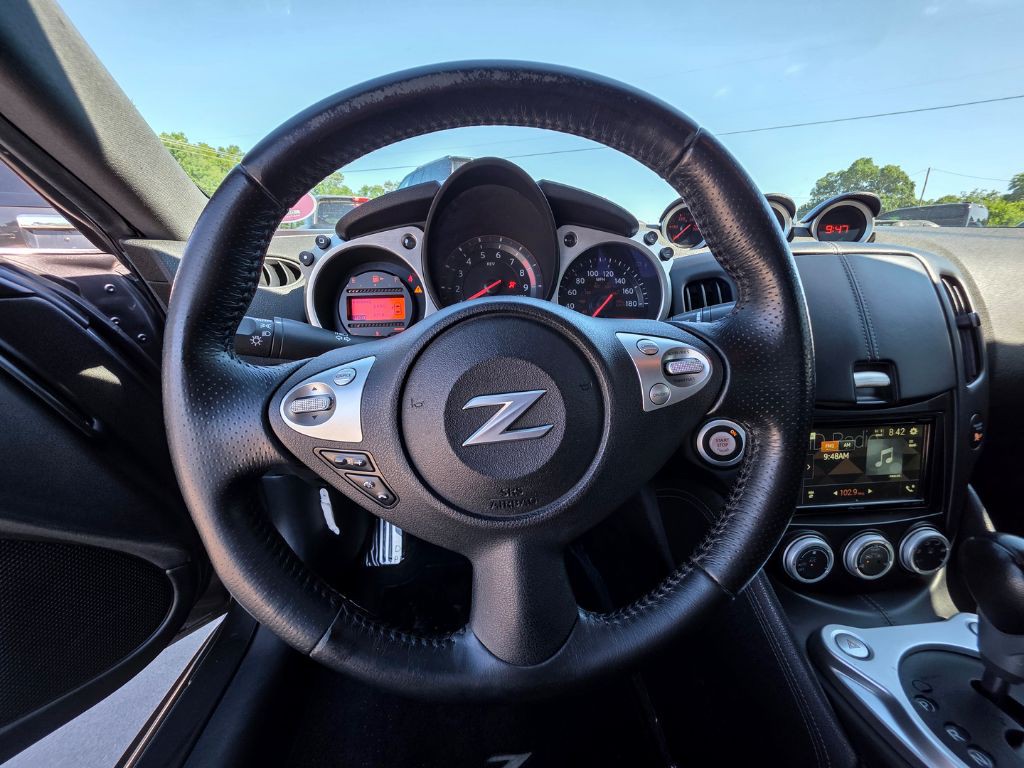2020 Nissan 370Z Image 6