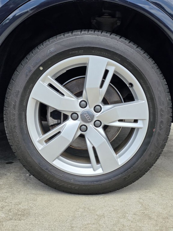 2018 Audi Q5 Image 16