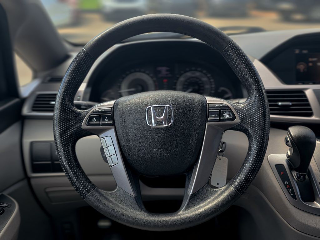 2016 Honda Odyssey Image 7