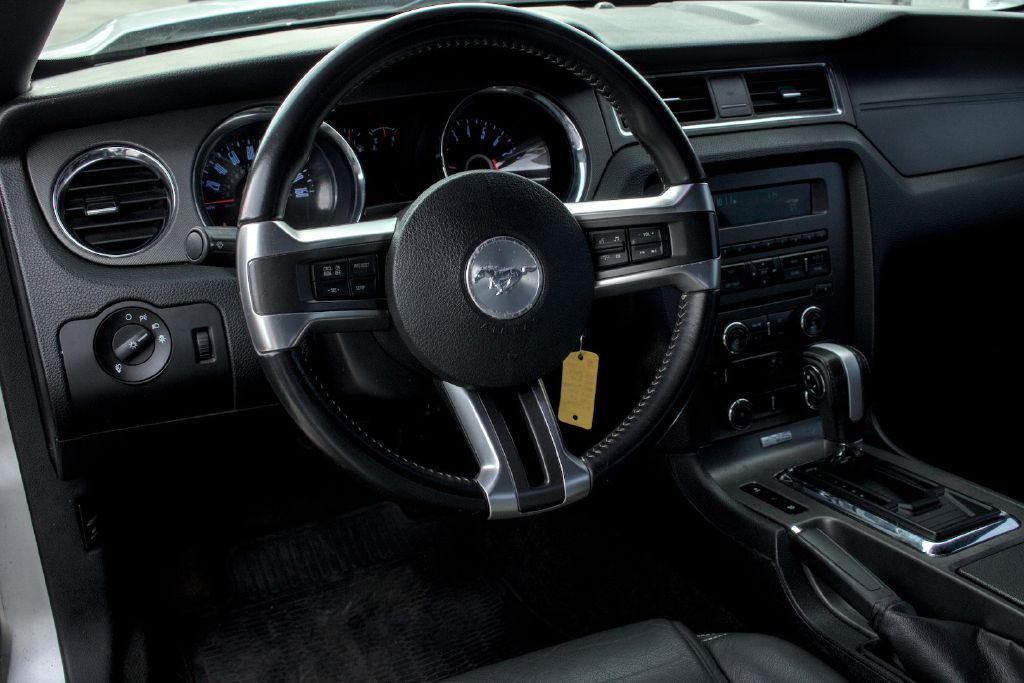 2014 Ford Mustang Image 5