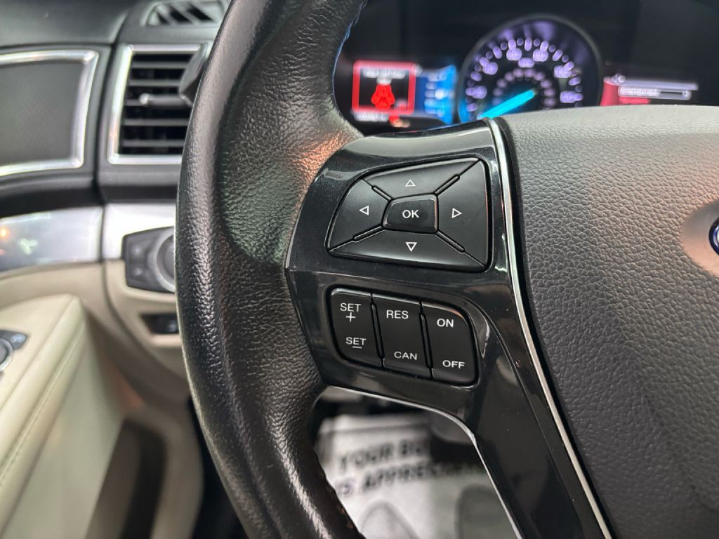 2018 Ford Explorer Image 11