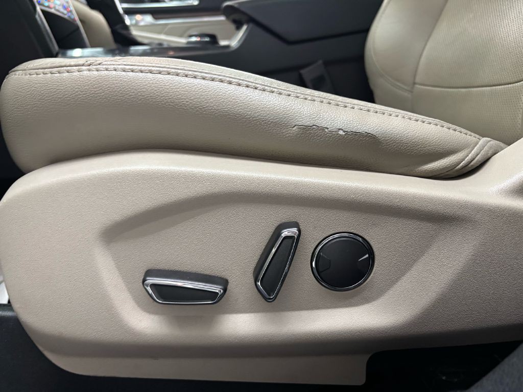2018 Ford Explorer Image 14