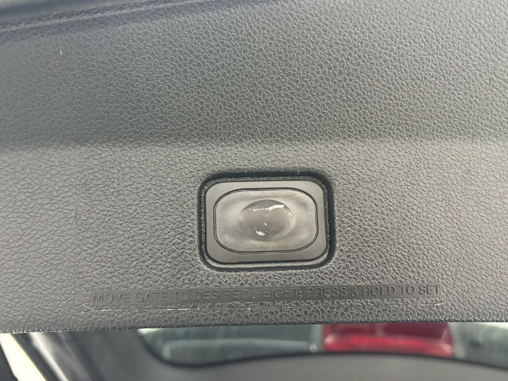 2018 Ford Explorer Image 31