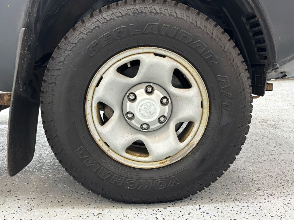 2014 Toyota Tacoma Image 22
