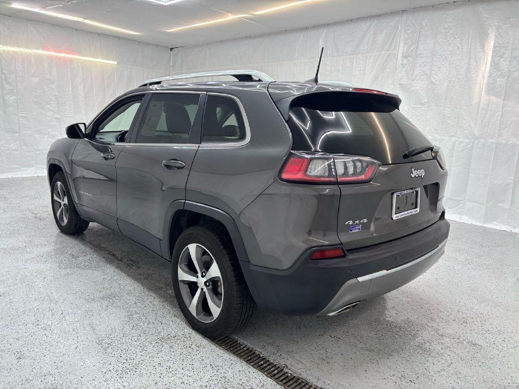 2019 Jeep Cherokee Image 5