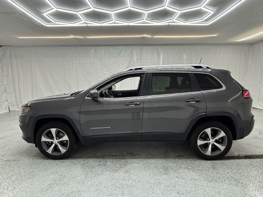 2019 Jeep Cherokee Image 6
