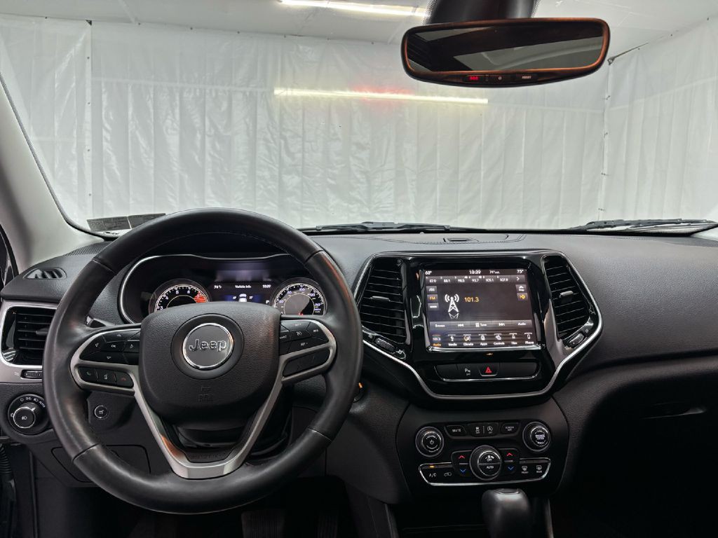 2019 Jeep Cherokee Image 12