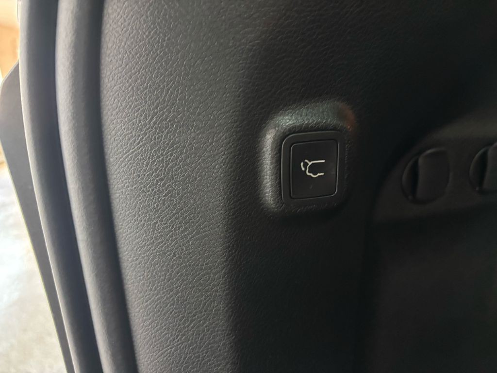 2019 Jeep Cherokee Image 31