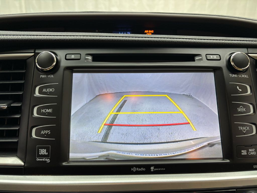 2015 Toyota Highlander Image 23