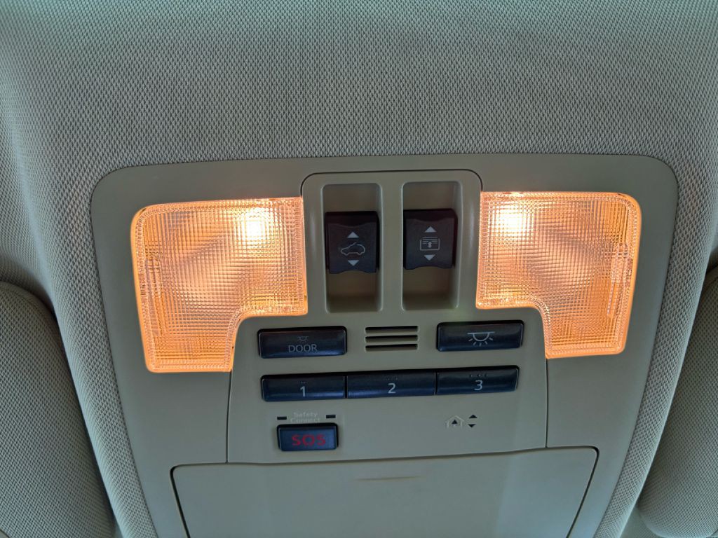 2015 Toyota Highlander Image 30