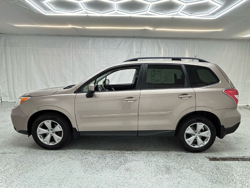 2015 Subaru Forester Image 6