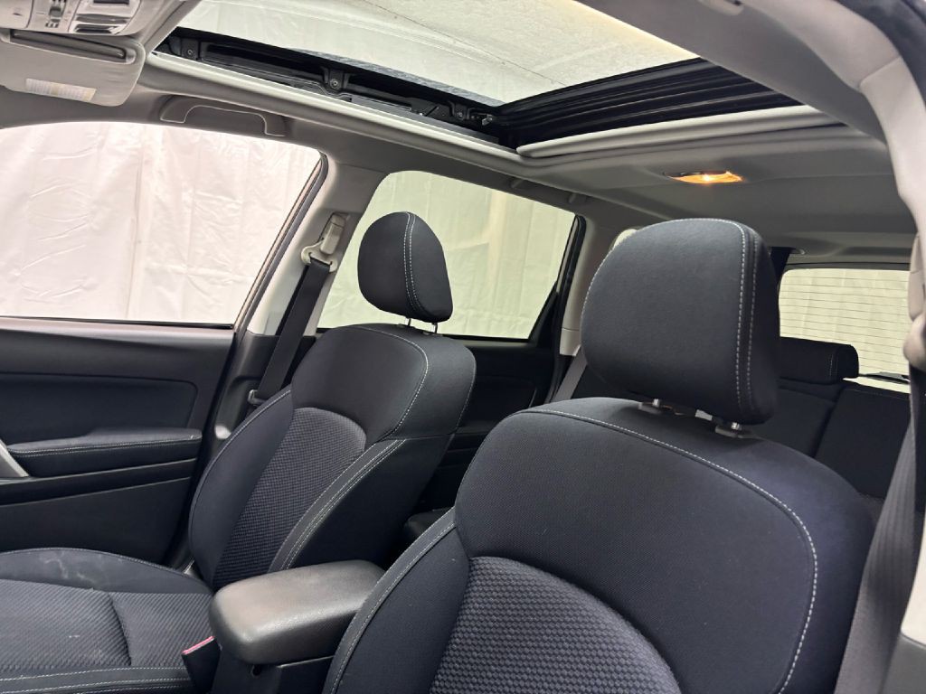 2015 Subaru Forester Image 11