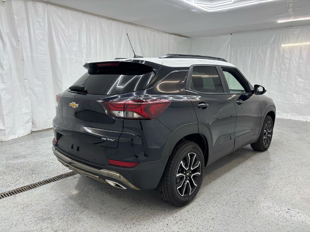 2021 Chevrolet Trailblazer Image 3