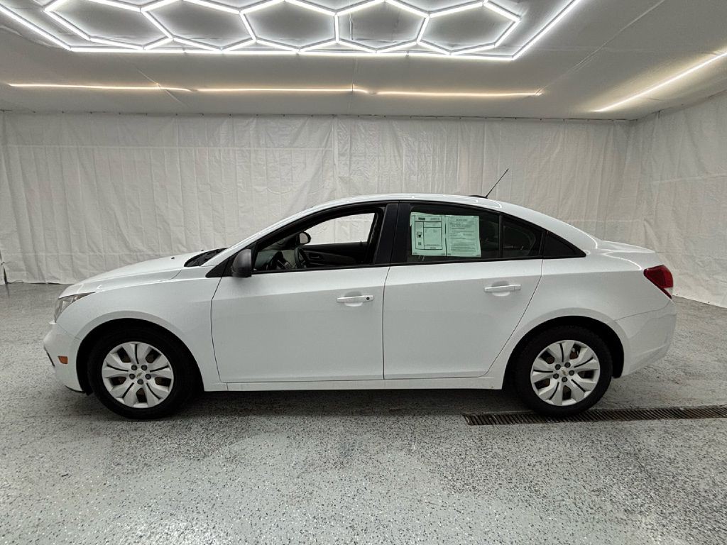 2016 Chevrolet Cruze Image 6