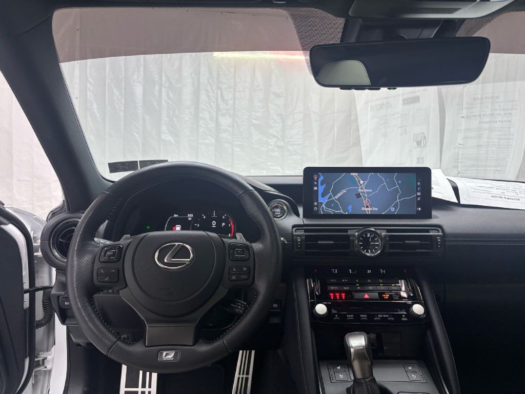 2023 Lexus IS Image 13