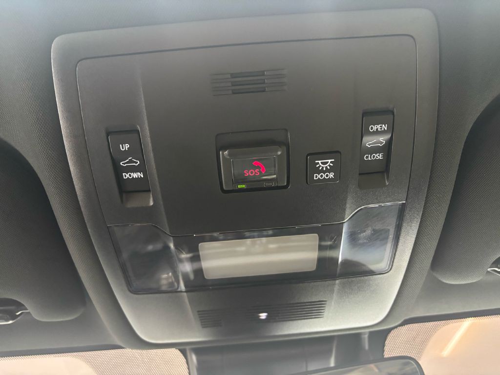2023 Lexus IS Image 29