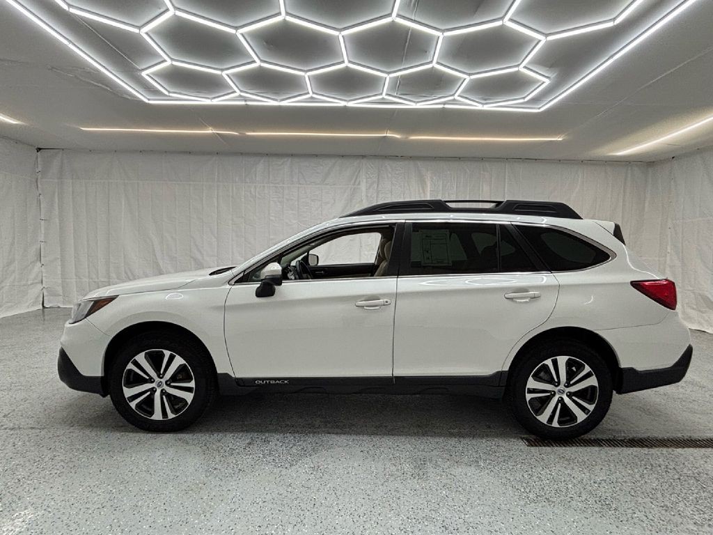 2018 Subaru Outback Image 6