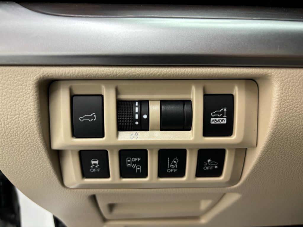 2018 Subaru Outback Image 18