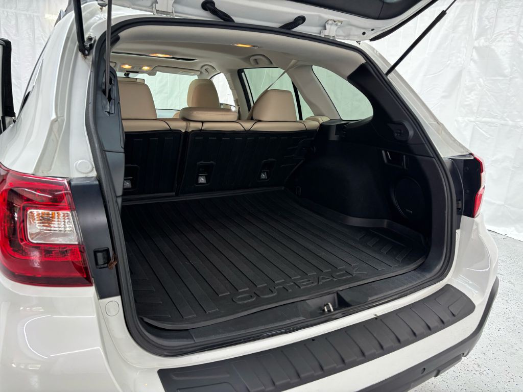 2018 Subaru Outback Image 31