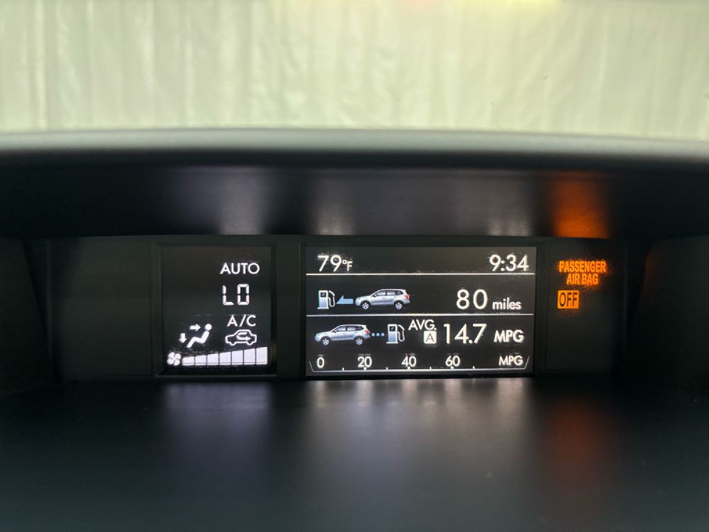 2017 Subaru Forester Image 19