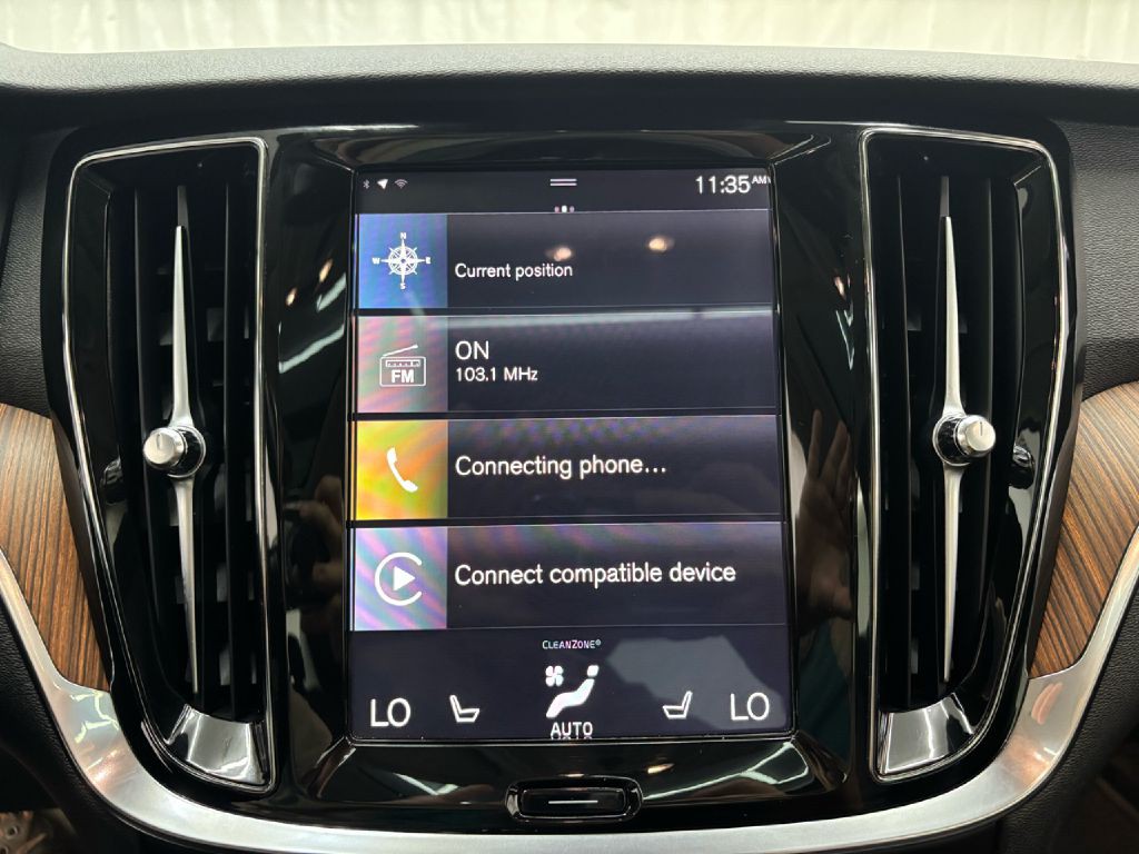 2019 Volvo S60 Image 17
