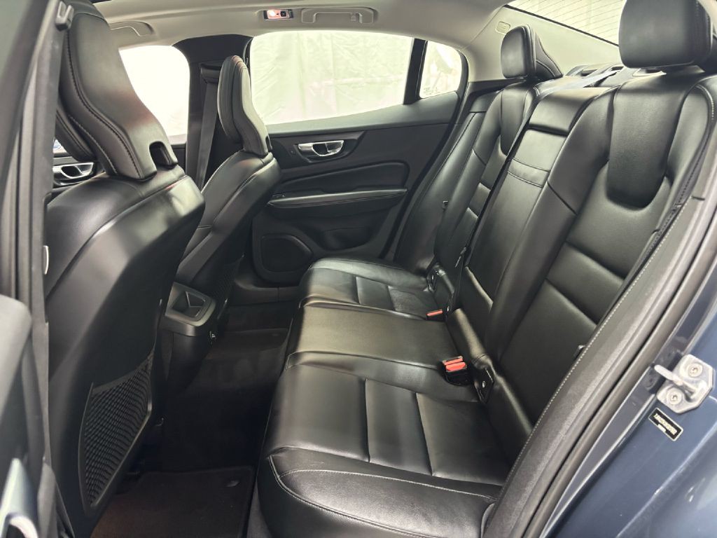 2019 Volvo S60 Image 24