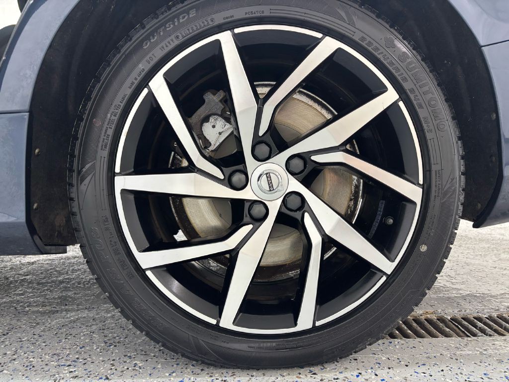 2019 Volvo S60 Image 30