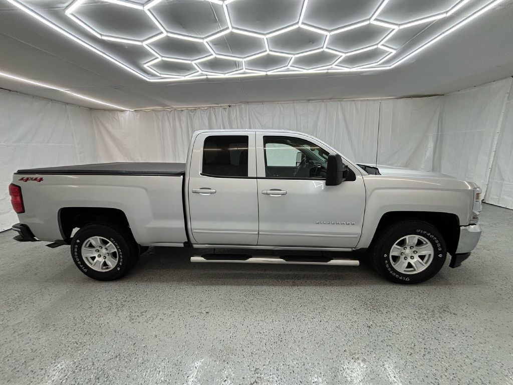 2019 Chevrolet Silverado 1500 Image 2