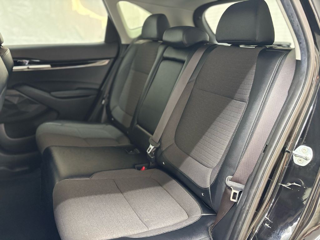 2021 Kia Seltos Image 28