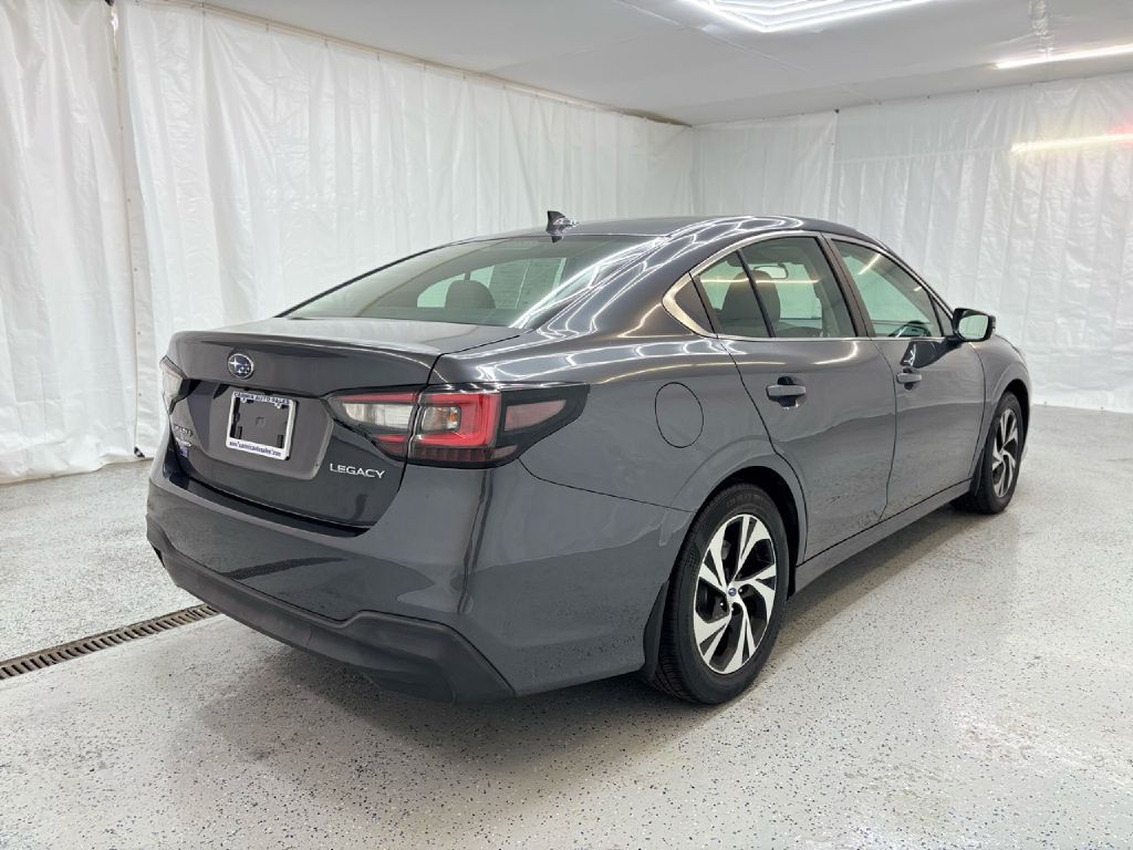 2020 Subaru Legacy Image 3