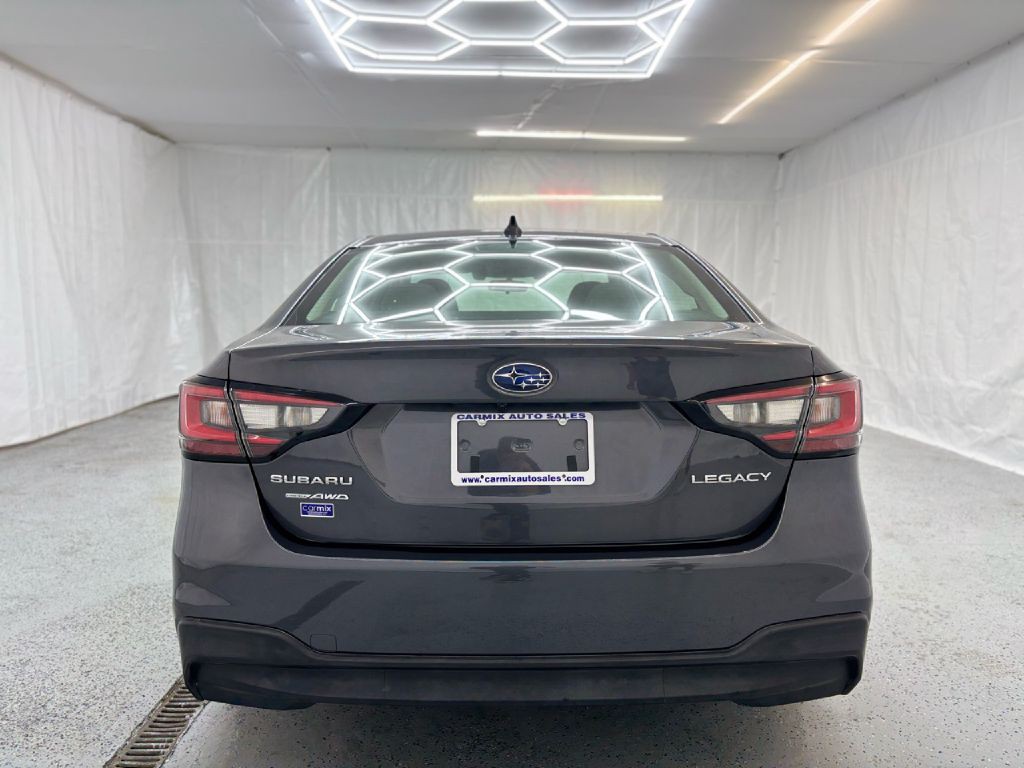 2020 Subaru Legacy Image 4