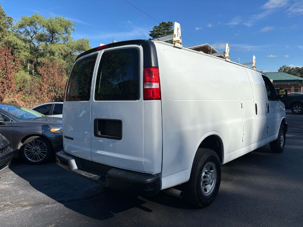 2020 Chevrolet Express Image 3