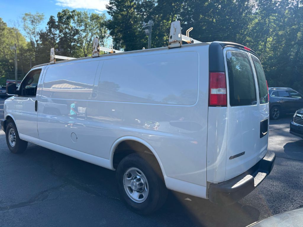 2020 Chevrolet Express Image 5