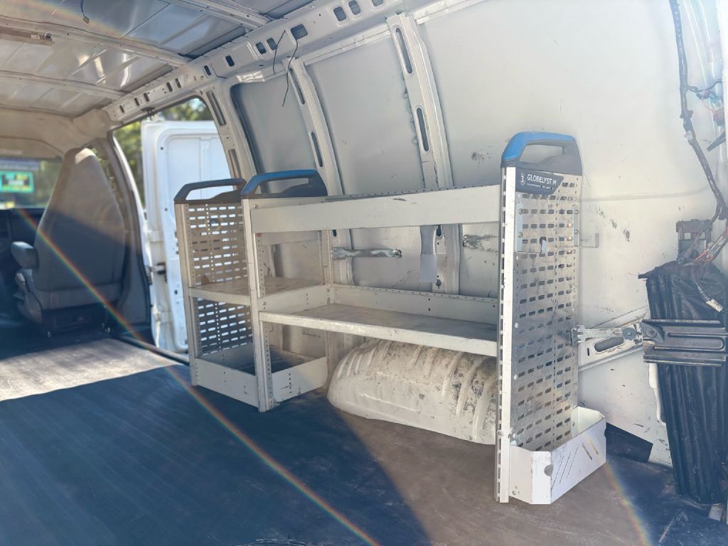2020 Chevrolet Express Image 24