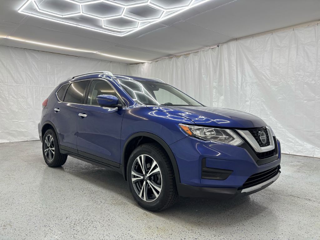 2019 Nissan Rogue Image 1