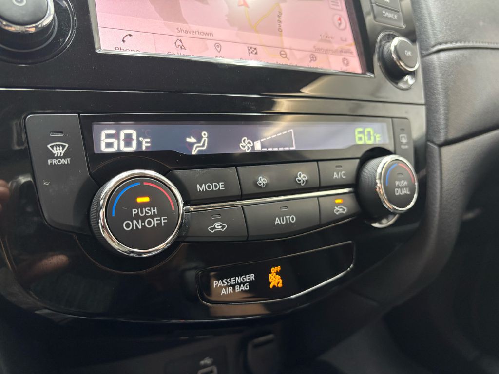 2019 Nissan Rogue Image 25