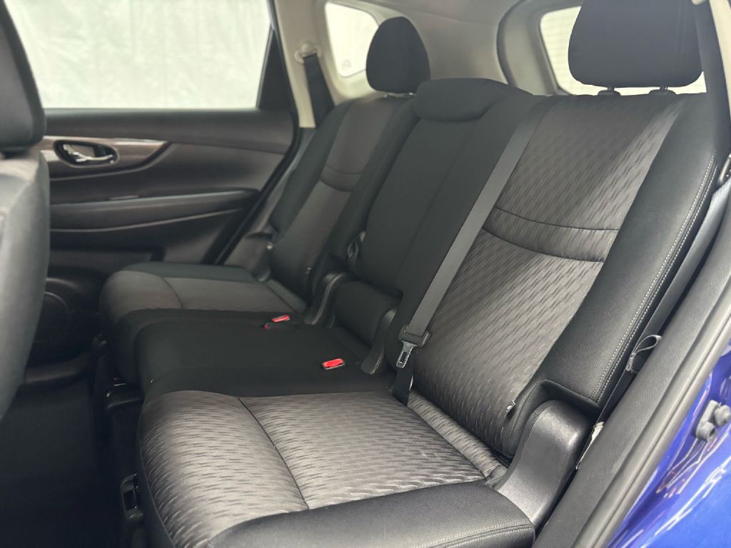2019 Nissan Rogue Image 29