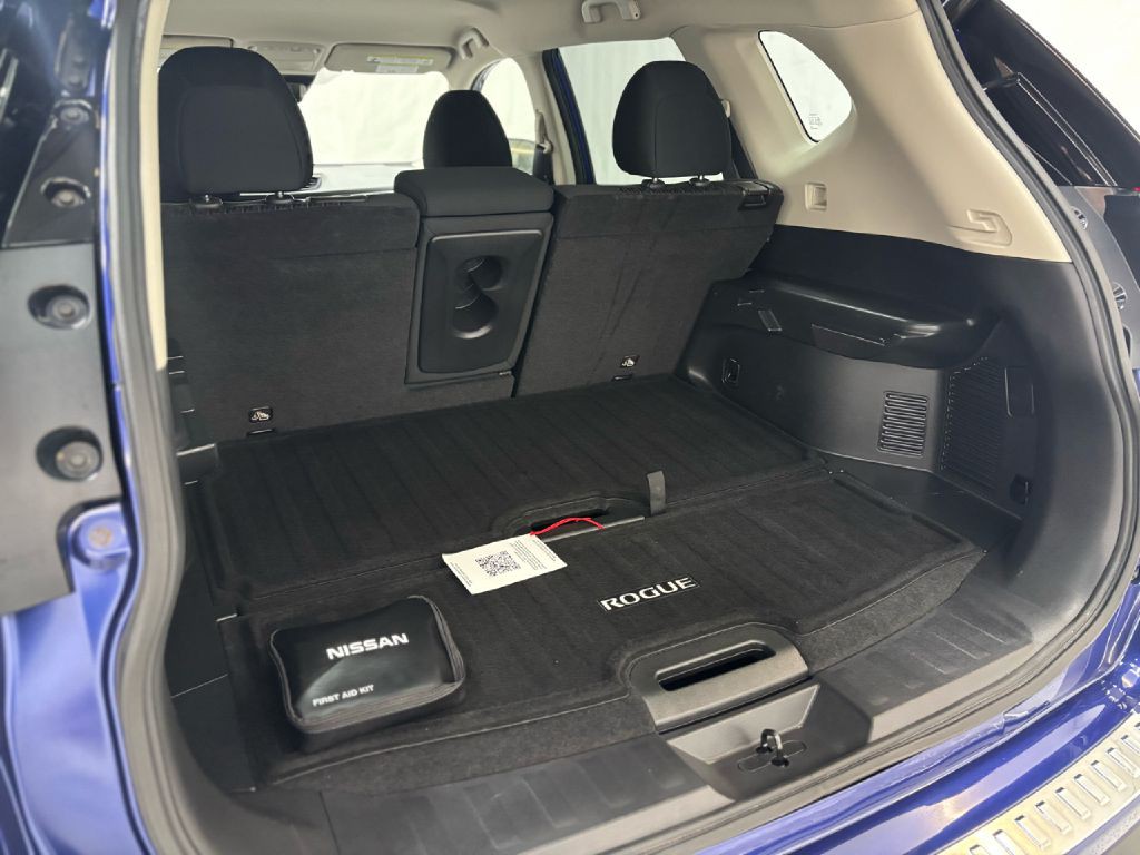 2019 Nissan Rogue Image 31
