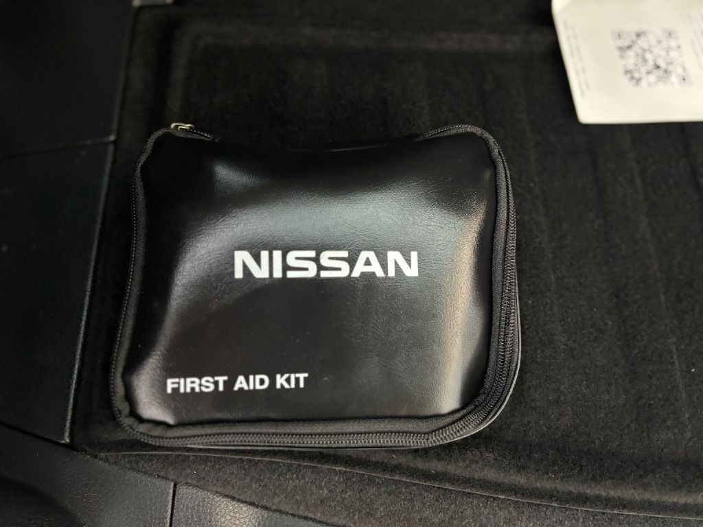 2019 Nissan Rogue Image 32