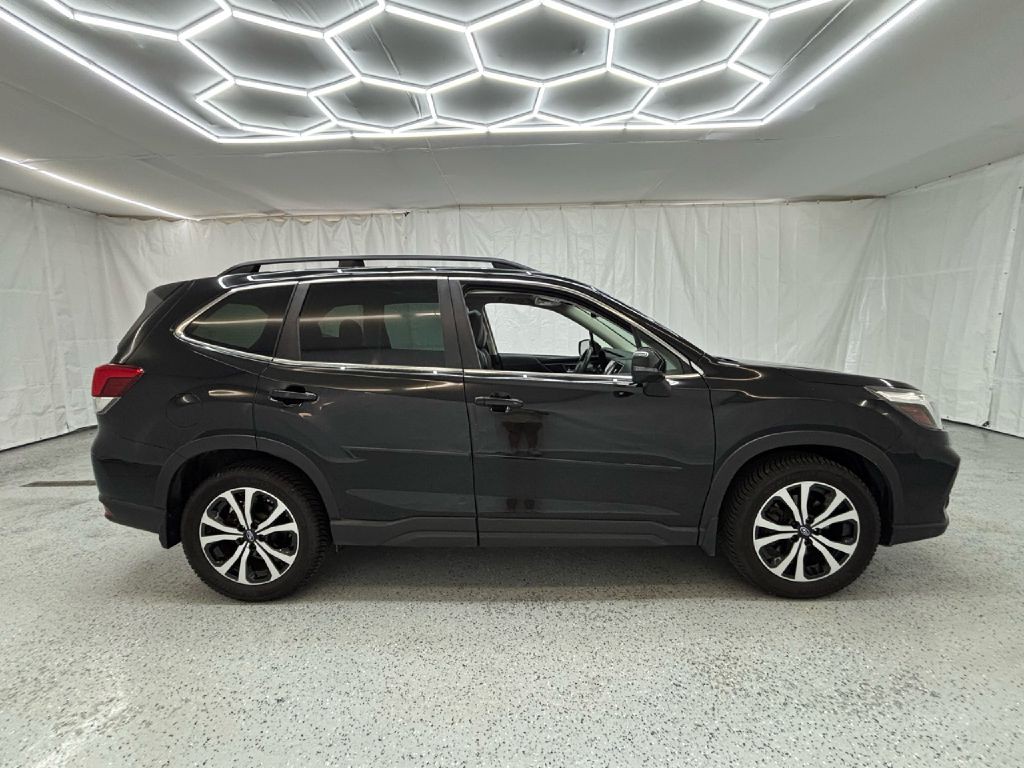 2021 Subaru Forester Image 2