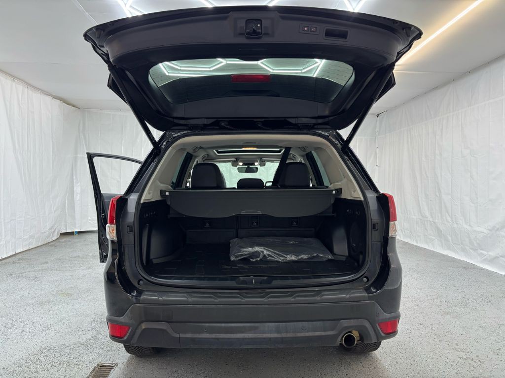 2021 Subaru Forester Image 31