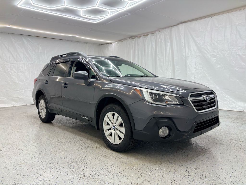 2018 Subaru Outback Image 1