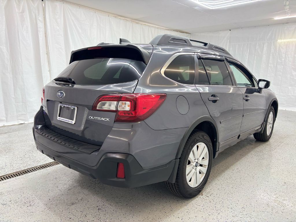 2018 Subaru Outback Image 3
