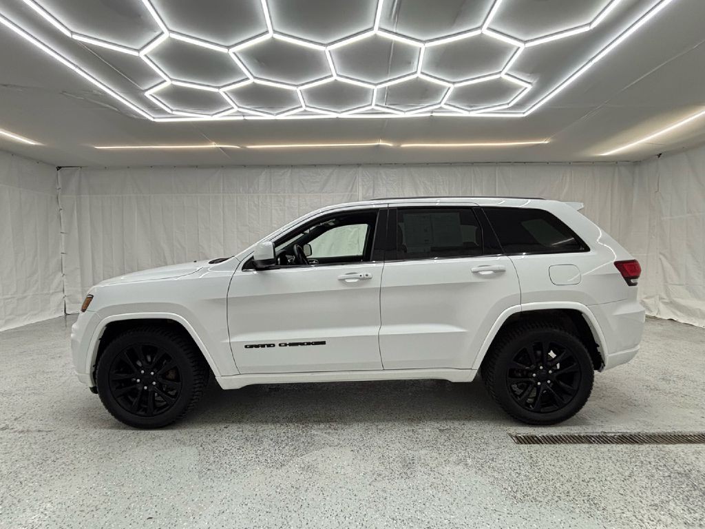 2017 Jeep Grand Cherokee Image 6