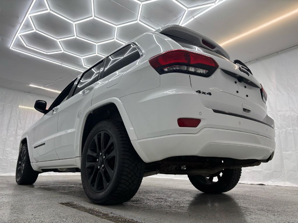 2017 Jeep Grand Cherokee Image 10