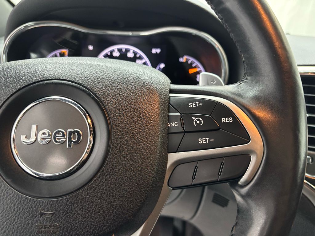 2017 Jeep Grand Cherokee Image 17