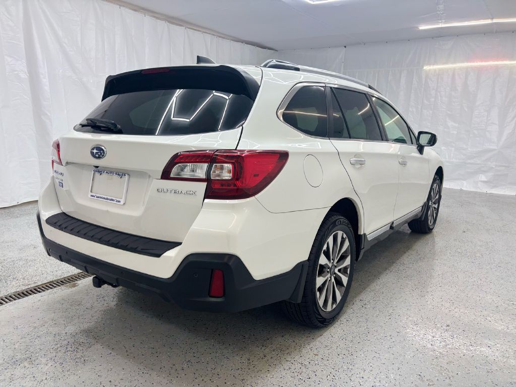 2019 Subaru Outback Image 3